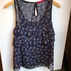 Julie’s Closet Sheer Polyester Top Size Medium